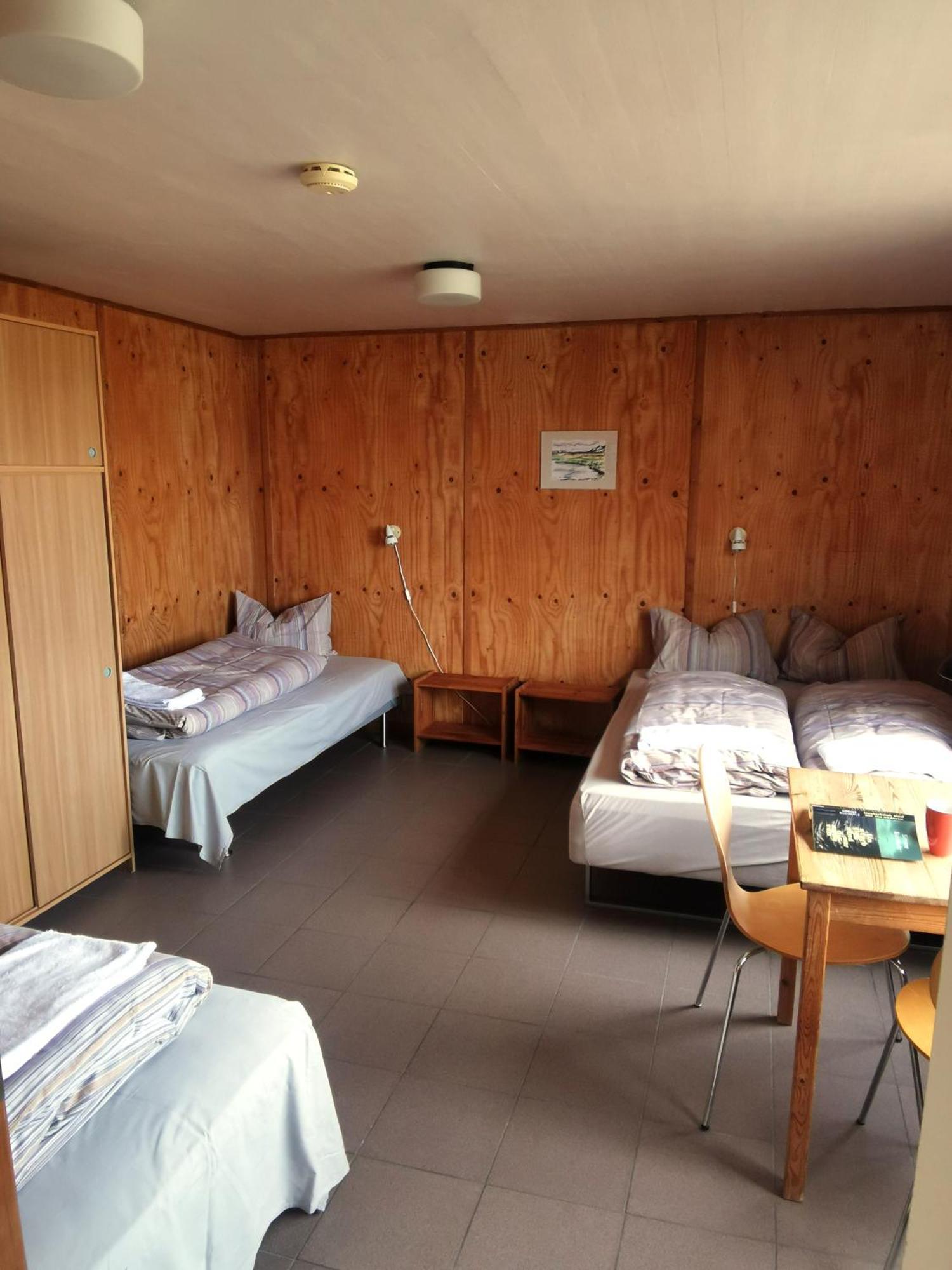Brekkulaekur Guesthouse Hunathing Vestra Bagian luar foto