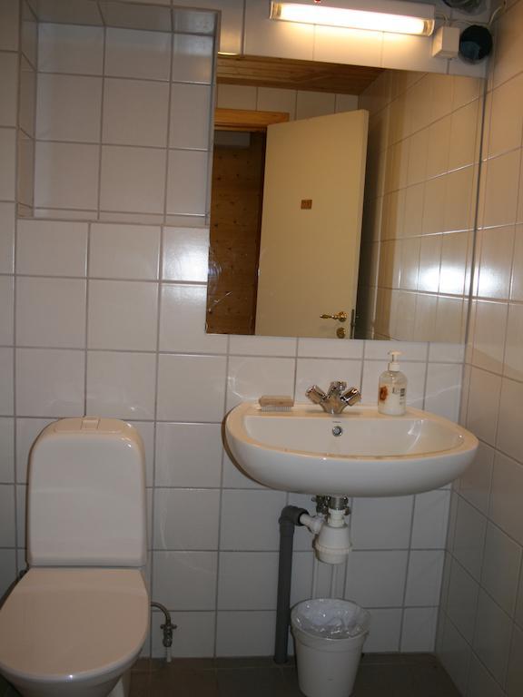 Brekkulaekur Guesthouse Hunathing Vestra Bagian luar foto