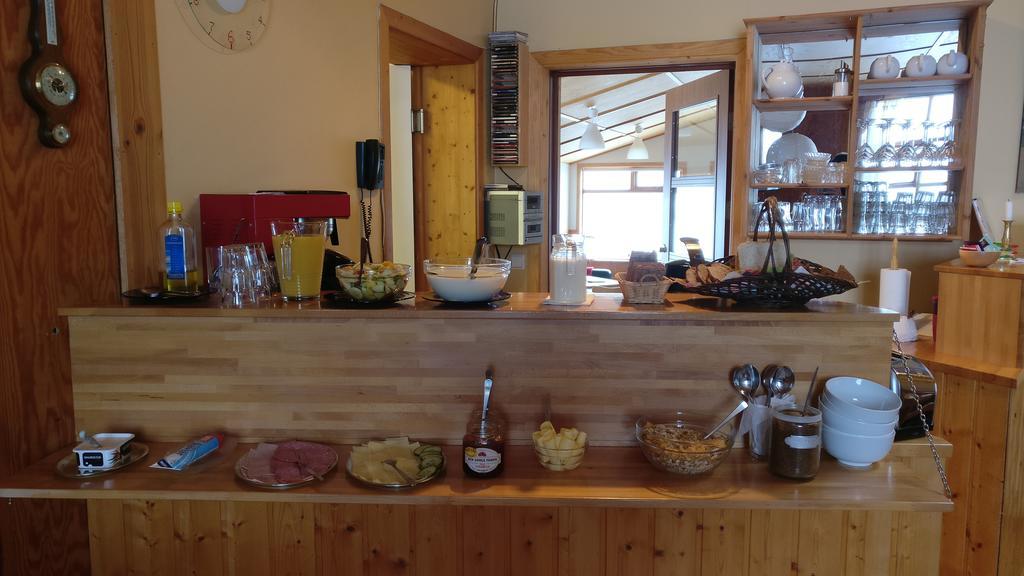 Brekkulaekur Guesthouse Hunathing Vestra Bagian luar foto