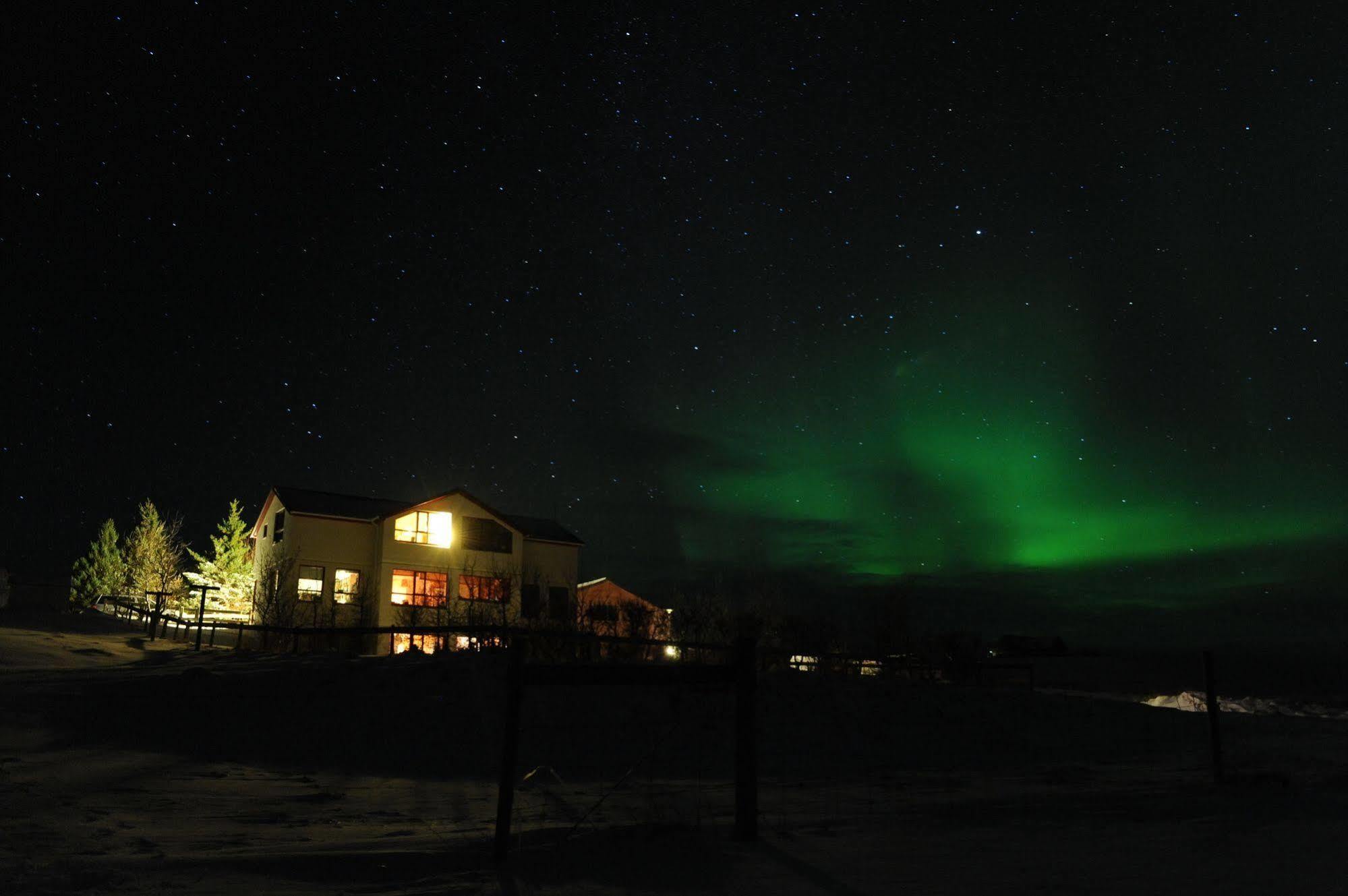 Brekkulaekur Guesthouse Hunathing Vestra Bagian luar foto